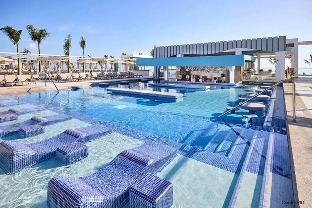 5 Top- Rated Hotels Near Luminous Lagoon for a Perfect Jamaica Getaway 3 Riu Aquarelle
