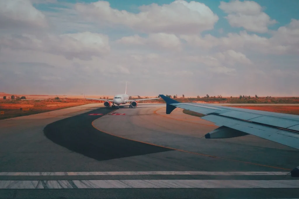 6 Tips for a Smooth Montego Bay Airport Transfer 5 Pick an Operator That Tracks Your Flight