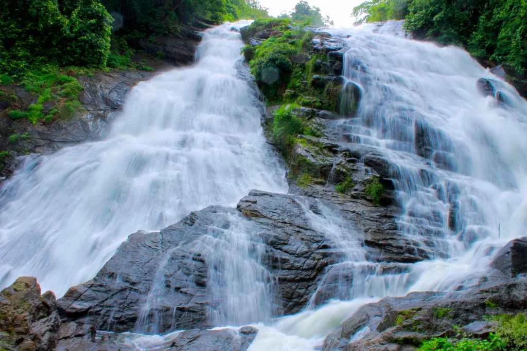 His & Hers Ocho Rios: The Ultimate Couple’s Guide to Adventure 8 Dunn's River Falls in Ocho Rios